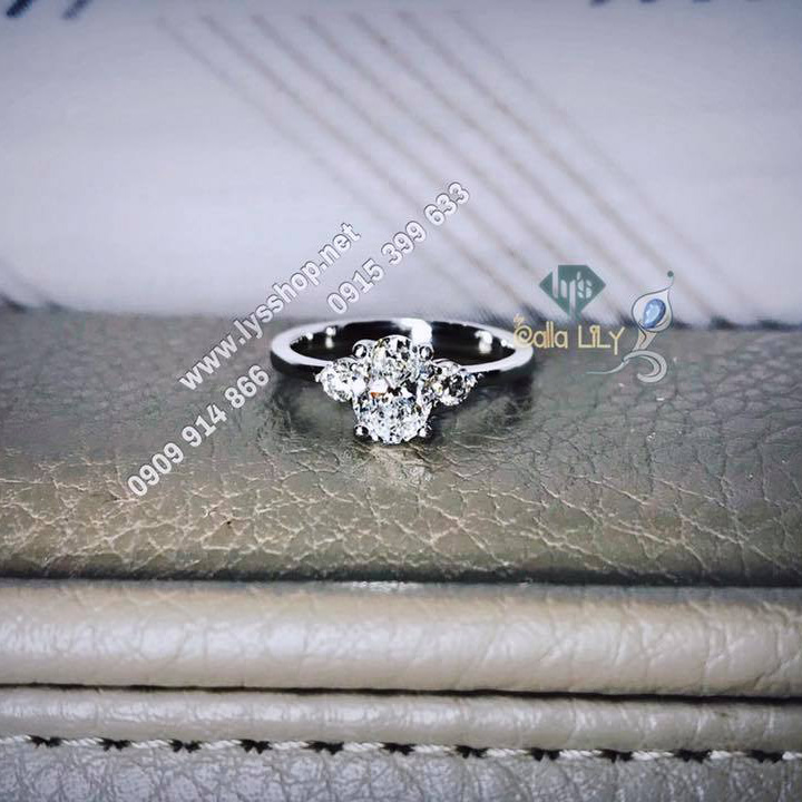 NHẪN KC OVAL 0,9 CARAT KIỂM ĐỊNH GIA